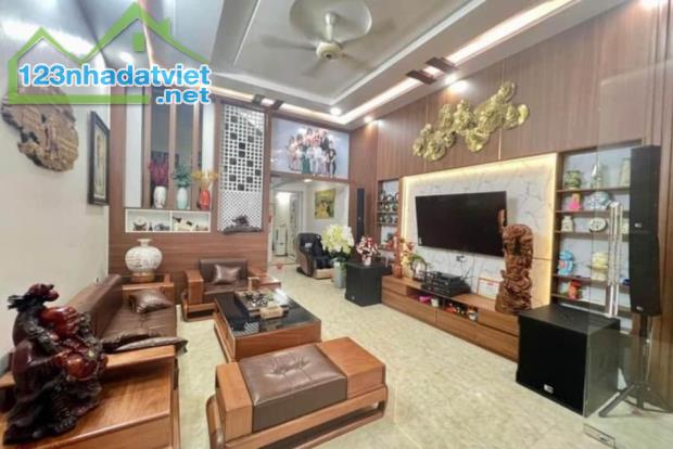 BÁN NHÀ HOÀNG QUỐC VIỆT – 2 MẶT NGÕ – KINH DOANH ĐỈNH – GIÁ CHỈ 15,5 TỶ