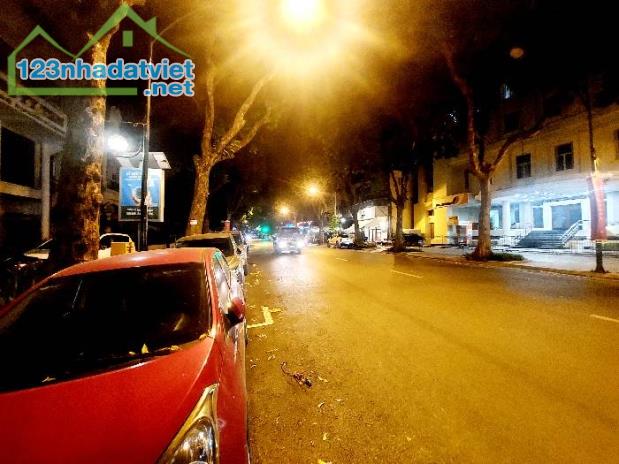 Tập thể phố lớn trung tâm quận #hoankiem nhỉnh 3tỷ