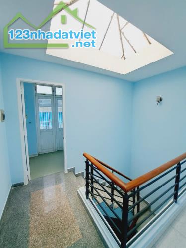 Siêu Phẩm nhà đường số 8 Lê Văn Quới hẻm 6m thông 44m2,4 Tầng Nhỉnh 5 tỷ - 4