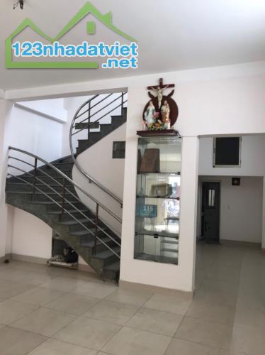 BÁN NHÀ MT TÂN THỚI NHẤT 1 NGANG TO 5.5M CHO THUÊ 15TR 2 LẦU 5PN CHỈ 7X - 1