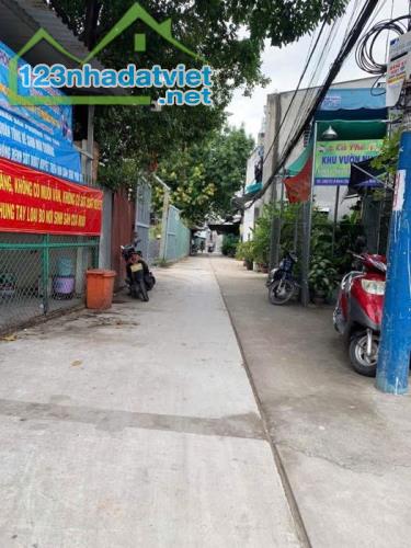 Cần Tiền Bán Gấp Căn Nhà Quận Bình tân
