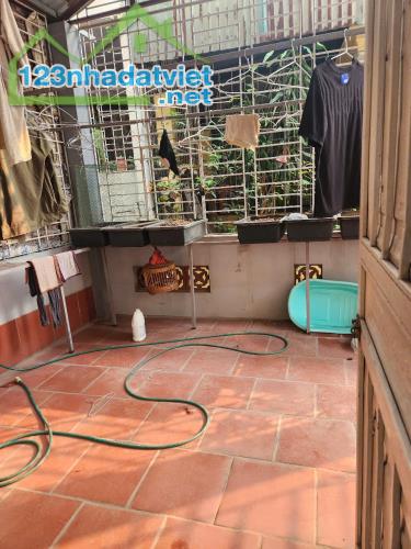 Bán nhà nguyên căn Khương Đình, quận Thanh Xuân 40m x 4T giá 6.8 tỷ, an ninh tốt - 4