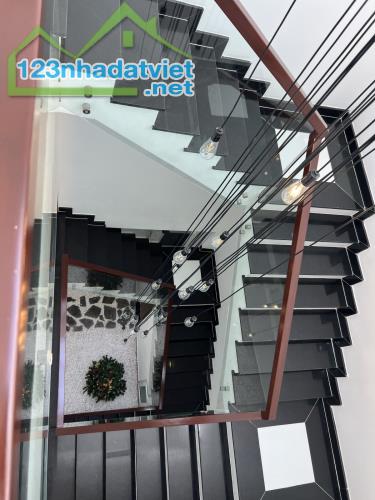+ 👉 SỐC SIÊU PHẨM GẤP GẤP BÁN NHÀ Đ ẤP CHIẾN LƯỢC BHHA 4*17M 2L CHỈ 8Đ - 2