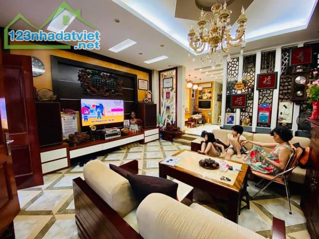 Cực Hiếm! Nhà Mặt Phố Xuân Diệu – 85m² – View Hồ Tây – Chỉ 31.5 Tỷ