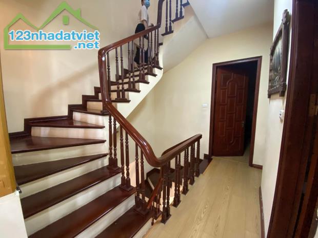 Nhà Phố Tây hồ – 78m² – View Đẹp – Giá Chỉ 29.8 Tỷ! - 2