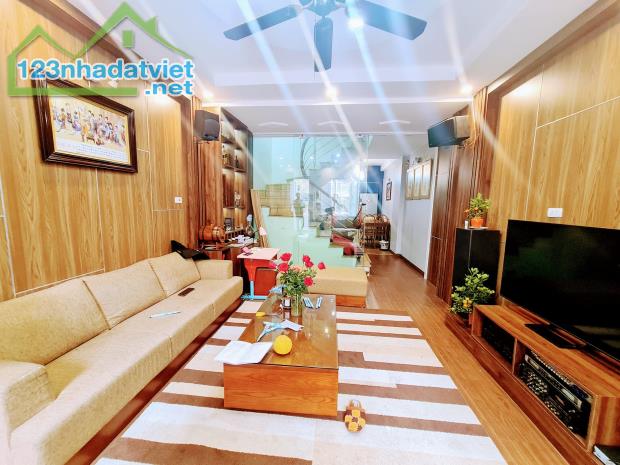 Nhà Mặt Phố Tô Ngọc Vân – 75m² – Vị Trí Kinh Doanh Cực Tốt – Chỉ 28.9 Tỷ! - 3