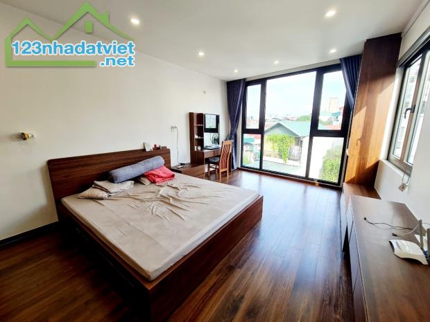 BÁN NHÀ MẶT PHỐ ĐỐNG ĐA, 5 TẦNG THANG MÁY, VỈA HÈ SIÊU RỘNG, Ô TÔ DỪNG ĐỖ, KINH DOANH. - 3