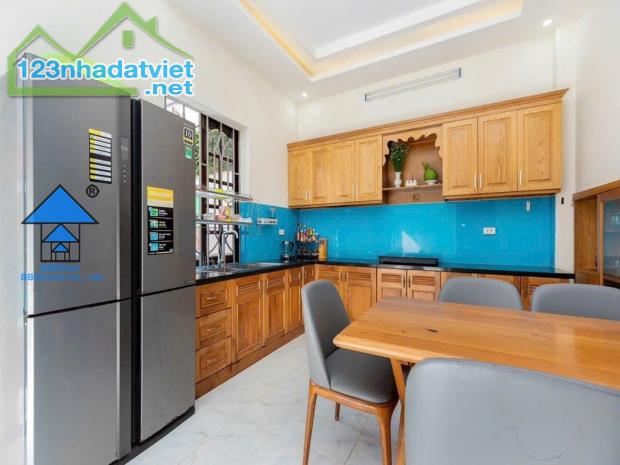 BÁN BIỆT THỰ NGHĨ DƯỠNG HỒ BƠI TO LẠC LONG QUÂN VŨNG TÀU B469 - 2