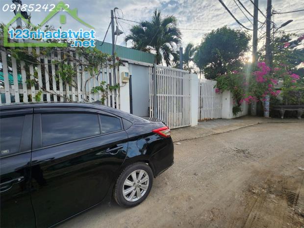 Bán căn nhà khu vườn cấp 4 tại Q.2, bình trưng đông, 240m2 - 3