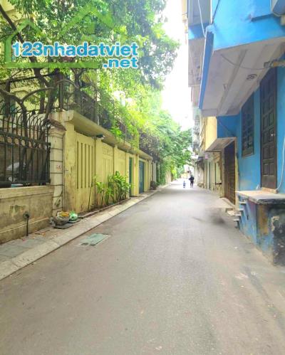 Bán nhà riêng Âu Cơ, Tây Hồ. Ô tô tránh, vào nhà chỉ với 10,8 tỷ, 43m2, 4 tầng - 1