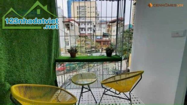 Cho thuê căn hộ Tập thể Tầng 3 Nguyên Hồng, 60m2, 2 ngủ, 1 WC, 8 Triệu ở gia đình - 2