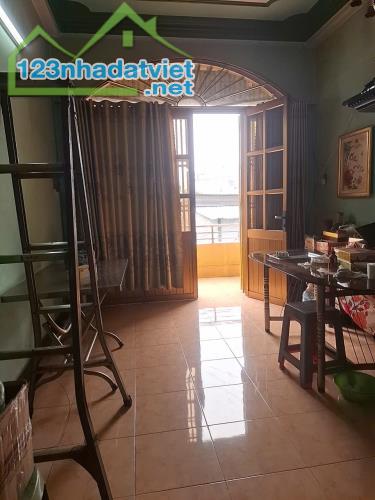 Bán nhà Quận 6, đường Đặng Nguyên Cẩn, 80m2, 1 lầu, 2 mặt tiền , nhỉnh 6 tỷ