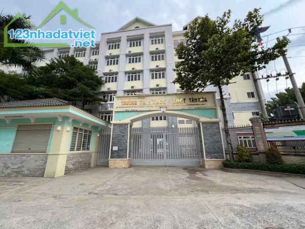 Bán nhà xưởng nhỏ 424m2 mặt tiền Minh Nguyệt, gần trường Tân Hòa, Biên Hòa, giá 6 tỷ 900.