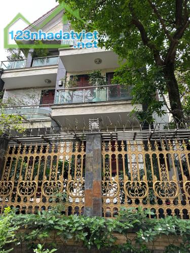 CHỈ 125 TỶ CÓ NGAY BIỆT THỰ 4 MẶT THOÁNG GIÁ TỐT NHẤT TÂY HỒ S 580M2 - MẶT TIỀN 16M