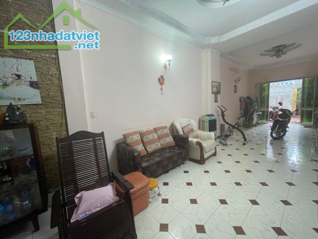 Bán nhà  Tôn Thất Tùng-4PN-nở hậu-gần bv Từ Dũ-125m2 chỉ 18 tỷ hơn - 2