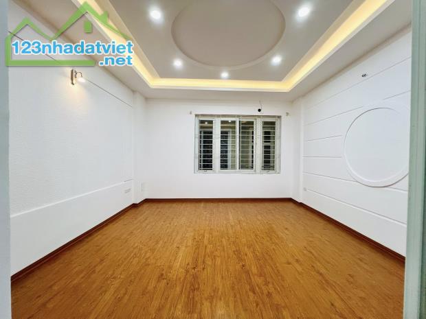 NHÀ ĐẸP, NGÕ 38 XUÂN LA, TÂY HỒ:33M X5T, MT 4M, GIÁ 7,5 TỶ - 3