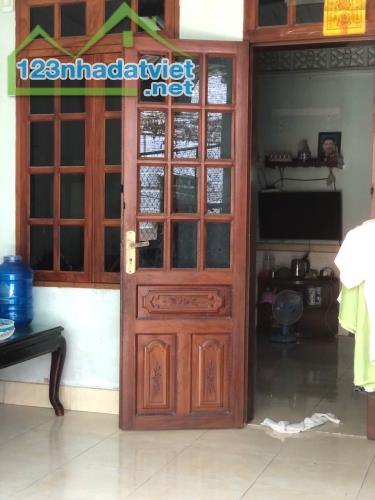 BÁN NHÀ THUẬN AN DT 148 M2 GIÁ 3,3 TỶ TL