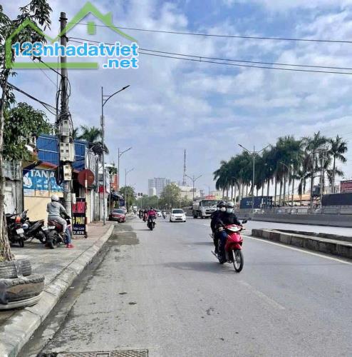 Mặt đường Nguyễn Văn Linh, 164m, có nhà xưởng, gần AEON, Giá 9 tỉ - 2