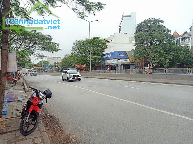 Mặt đường Nguyễn Văn Linh, 164m, có nhà xưởng, gần AEON, Giá 9 tỉ - 3