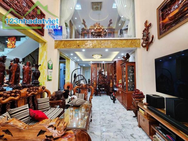 * CHỈ 8.99TỶ CÒN TL-Nhà Mới Đẹp, Hẻm Thông, Gần MT Nguyễn Trãi Q5, 4Tầng 4PN Vào Ở Liền. - 2