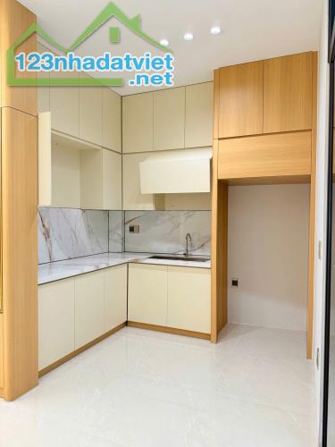 Bán nhà 1 trệt 2 lầu đúc 3 tấm đường Trương Công Định - Phường 7 - Trung Tâm Vũng Tàu - 4