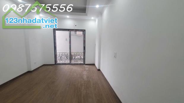 NHÀ ĐẸP THANH XUÂN 30M x 6 TẦNG - NGÕ RỘNG 3M - GIÁ NHỈNH 7 TỶ - 1
