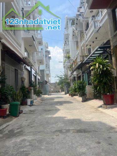 Nhà hẻm đồng bộ Lê Trọng Tấn, phường Bình Hưng Hòa dt 64m2 3 lầu 4pn 5wc giá 7,35 tỷ
