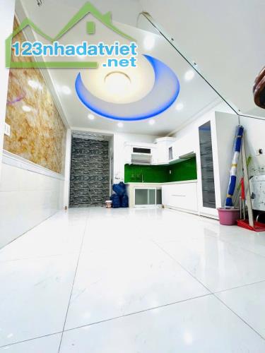 Nhà hẻm đồng bộ Lê Trọng Tấn, phường Bình Hưng Hòa dt 64m2 3 lầu 4pn 5wc giá 7,35 tỷ - 1