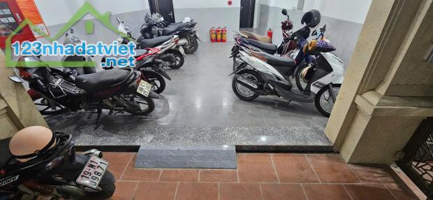 BÁN NHÀ  TỪ LIÊM ,PHÚC DIỄM HN,14TY300TR , DT 102m2  ,7 tầng 17 phòng fun nội thất - 1