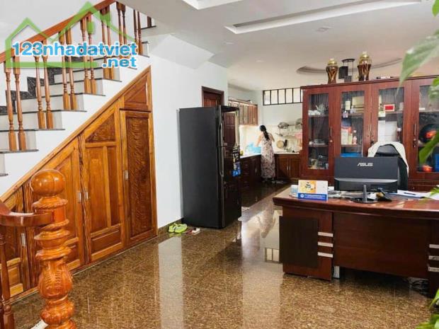 NHÀ HÀ TÔNG QUYỀN - 140M2 - 3 TẦNG - 2 MẶT TIỀN TRƯỚC SAU - NỞ HẬU - KINH DOANH TỐT-9.7 TỶ
