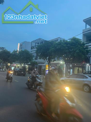 NHÀ HÀ TÔNG QUYỀN - 140M2 - 3 TẦNG - 2 MẶT TIỀN TRƯỚC SAU - NỞ HẬU - KINH DOANH TỐT-9.7 TỶ - 1