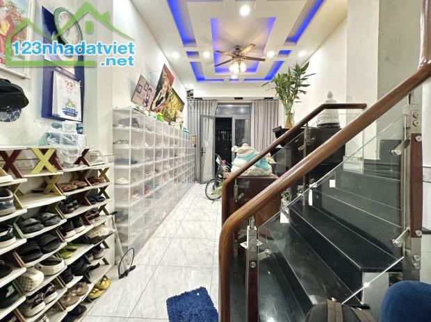 LÊ VĂN SỸ - QUẬN 3 - NHÀ MỚI Ở NGAY 4 TẦNG, 5 NGỦ - 54M2 [ 3,5 ❌ 16,5m ] NHỉnh 6 tỷ - 2