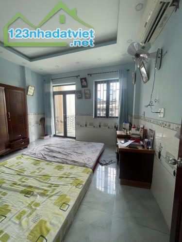 Tân Phú, Khu Vip Vườn Lài KD sầm uất, nhà đẹp3 tầng, 5x18m, giá rẻ. - 4