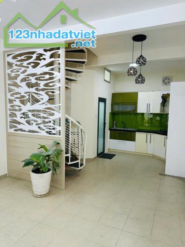 Bán Nhà HXH Đường Cách Mạng Tháng Tám, P.12, Q.10. Diện tích 3.8m x 9m, Giá Chỉ 6.1 Tỷ - 2