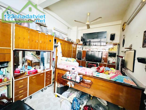 Bán nhà 4 lầu sát mặt tiền đường Trần Bình Trọng P.4 Quận 5 - 3