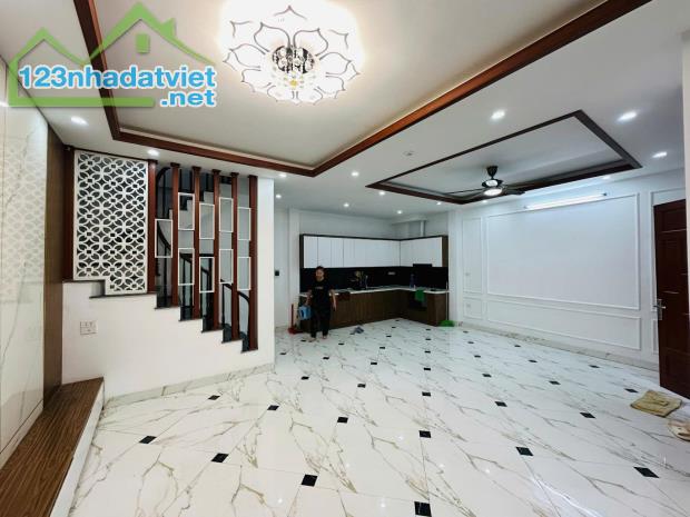 Bán nhà Văn Hương Tôn Đức Thắng nhà mới lô góc 2 thoáng thông các ngả mặt tiền rộng 54m gi - 4