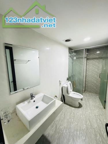 Bán nhà Văn Hương Tôn Đức Thắng nhà mới lô góc 2 thoáng thông các ngả mặt tiền rộng 54m gi