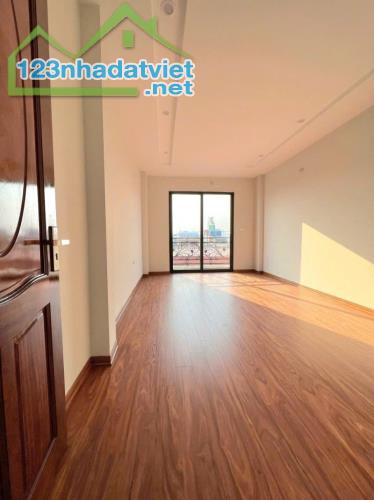 SIÊU PHẨM. Bán nhà Kim Giang, Hoàng Mai. 38m2 x 7 Tầng. THANG MÁY. GẦN PHỐ. Hơn 8 Tỷ. - 2
