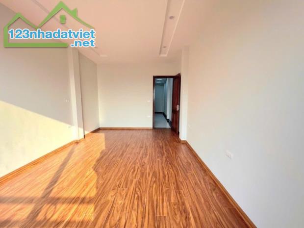 SIÊU PHẨM. Bán nhà Kim Giang, Hoàng Mai. 38m2 x 7 Tầng. THANG MÁY. GẦN PHỐ. Hơn 8 Tỷ. - 3