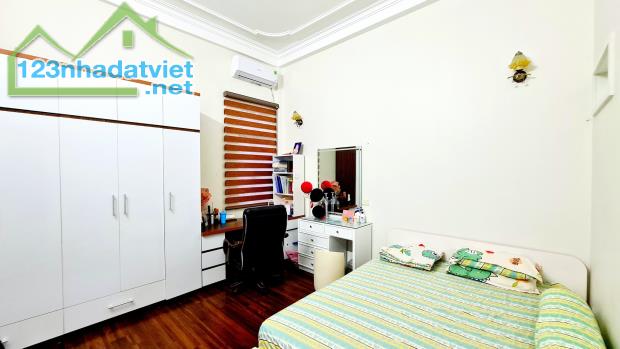 TRẦN DUY HƯNG - CẦU GIẤY - 56M2 x 5T - 12.8 TỶ - CÁCH Ô TÔ 30M - 2 THOÁNG - GẦN PHỐ - 2