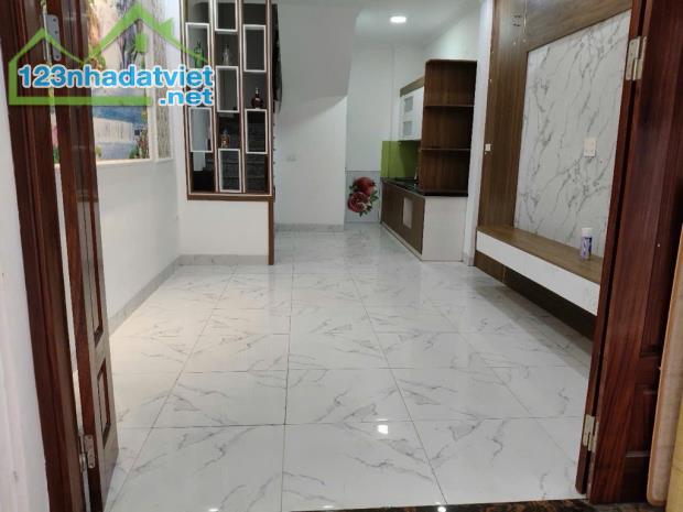 BÁN NHÀ PHÚ THƯỢNG    🔥30M NHỈNH 6 TỶ    Tk 5t 3 ngủ đủ công năng   Nhà mới ở ngay ôtô đỗ