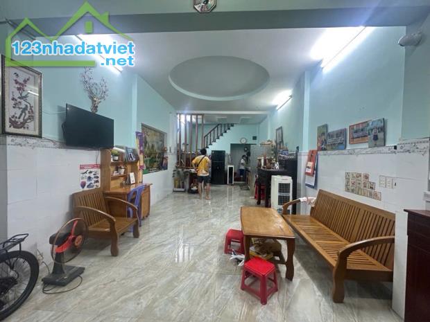 Cần bán, vị trí siêu đẹp, HẺM ÔTÔ, Tô Ký, quân12, dt 4m x 10m, giá chỉ 3.x tỷ. - 2