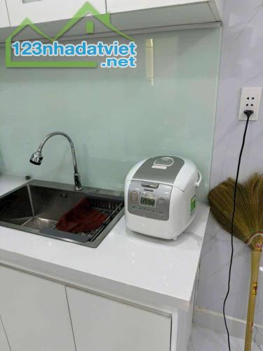 Bán nhà nhỉ xinh, Quận 7- Diện tích: 4,7m x 5m - Giá chỉ: 2,9 Tỷ - 5