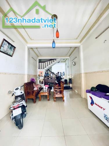 KẸT TIỀN GẤP BÁN! Chỉ 6.2 tỷ TL! 75M² – 2 Tầng/3PN, HẺM XE HƠI, Dương Quảng Hàm Gò Vấp! - 4