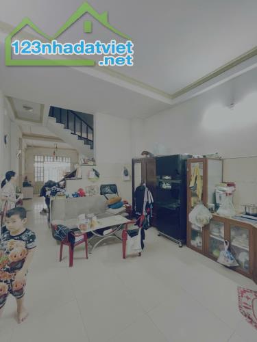 KẸT TIỀN GẤP BÁN! Chỉ 6.2 tỷ TL! 75M² – 2 Tầng/3PN, HẺM XE HƠI, Dương Quảng Hàm Gò Vấp! - 2