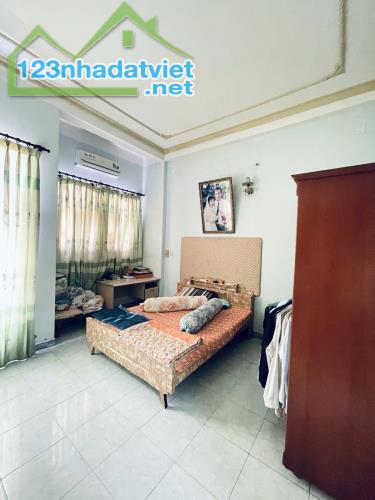 KẸT TIỀN GẤP BÁN! Chỉ 6.2 tỷ TL! 75M² – 2 Tầng/3PN, HẺM XE HƠI, Dương Quảng Hàm Gò Vấp! - 1