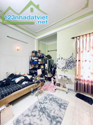 KẸT TIỀN GẤP BÁN! Chỉ 6.2 tỷ TL! 75M² – 2 Tầng/3PN, HẺM XE HƠI, Dương Quảng Hàm Gò Vấp!