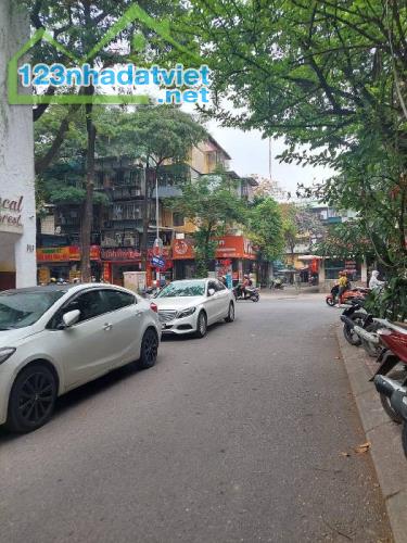 nhà Vũ Phạm Hàm , trung hòa cầu giấy , 62m Mặt tiền 3 m , giá 4.55 tỷ  Liên hệ e thương  0 - 1