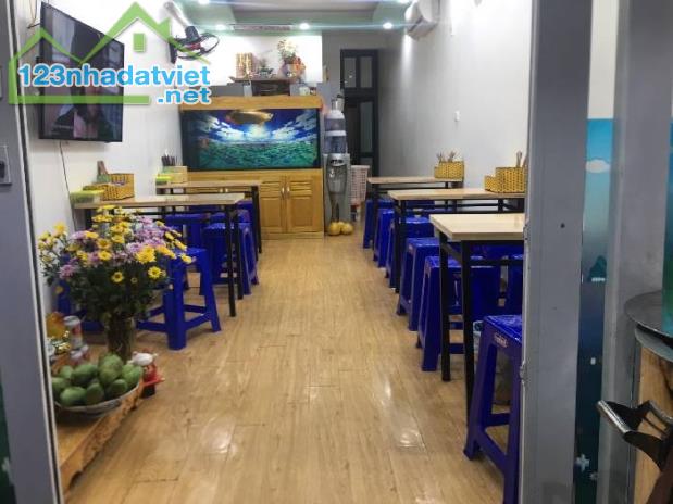 nhà Vũ Phạm Hàm , trung hòa cầu giấy , 62m Mặt tiền 3 m , giá 4.55 tỷ  Liên hệ e thương  0