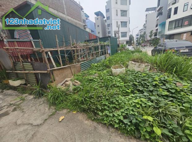 💜💜TĐC NGỌC THỤY 62.3M2 CHÀO 17.8 TỶ - 2 THOÁNG - PHÂN LÔ VỈA HÈ - VIEW 3 QUẢ ĐỒI - HÀNG - 3